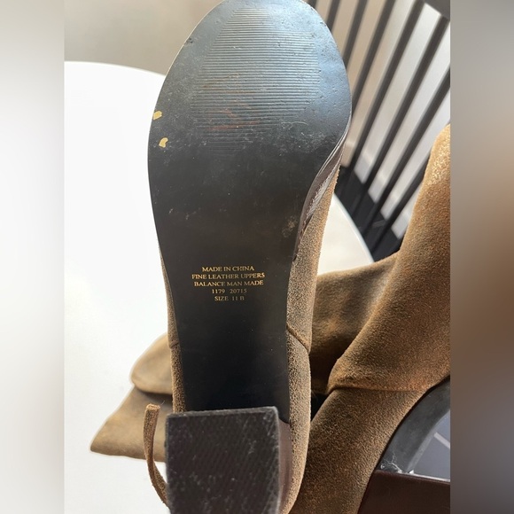 Amazing Vintage Newport News Tie Up Leather Heeled Boot - 11 - Picture 6 of 6